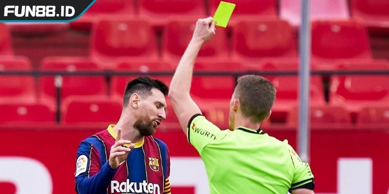 Kèo Thẻ Phạt FUN88 Cách Chơi Cơ Bản Cần Nắm Vững Cho Bet Thủ 3 Phân tích thế trận và dự đoán số lượng thẻ phạt